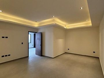 Casa en  venta de 3 recamaras en Angelopolis con acabados de lujo