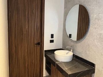 Casa en  venta de 3 recamaras en Angelopolis con acabados de lujo