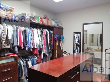 CASA EN VENTA EN CAMPESTRE CLUB DE GOLF SUR
