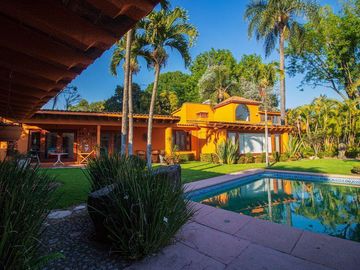 Residencia en venta Fraccionamiento Limoneros, Cuernavaca