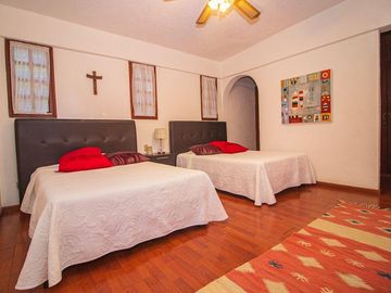 Residencia en venta Fraccionamiento Limoneros, Cuernavaca