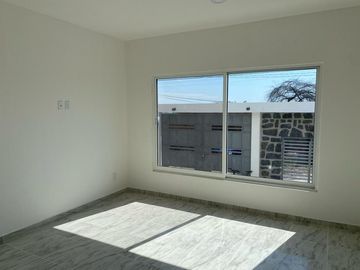 CASA EN BRISAS