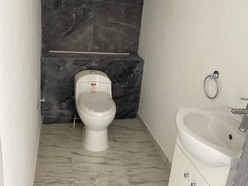 CASA EN BRISAS