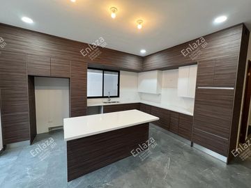 Casa nueva en Venta en Valle de Cristal-Sector Obsidiana