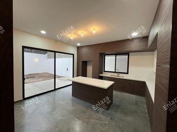 Casa nueva en Venta en Valle de Cristal-Sector Obsidiana