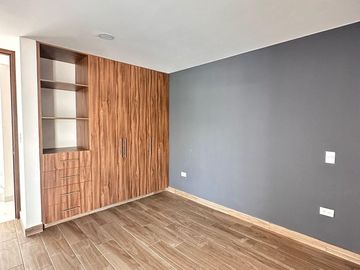 Casa en  venta de 5 recamaras en Angelopolis, Parque Chiapas