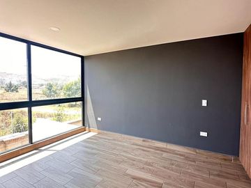 Casa en  venta de 5 recamaras en Angelopolis, Parque Chiapas