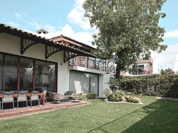 CASA EN VENTA EN ZONA CALZADA ZAVALETA