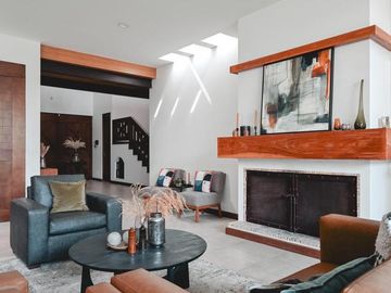 CASA EN VENTA EN ZONA CALZADA ZAVALETA
