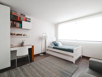 CASA EN VENTA EN ZONA CALZADA ZAVALETA