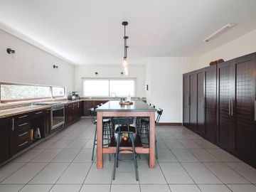 CASA EN VENTA EN ZONA CALZADA ZAVALETA