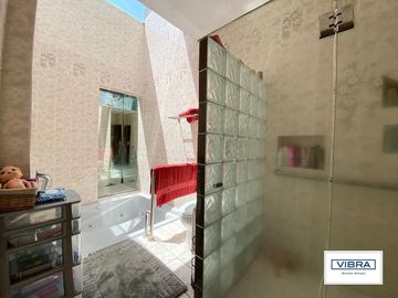 2,700 m2 de terreno, CASA a la venta en San  Bartolo Ameyalco.