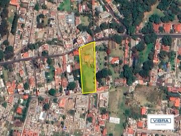 2,700 m2 de terreno, CASA a la venta en San  Bartolo Ameyalco.