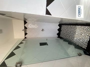 Casa con USO DE SUELO a la venta en Condesa.