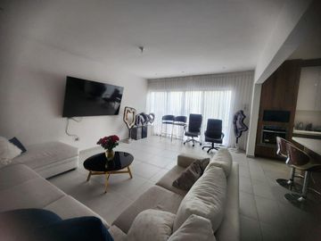 Casa en venta en Porto, Cumbres