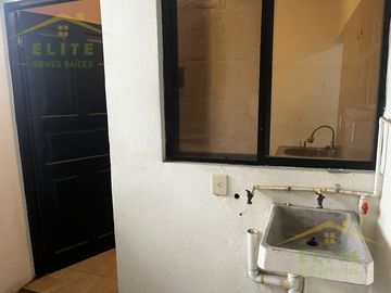 DEPARTAMENTO EN VENTA JUNTO CON LOCALES COL. ENRIQUE CARDENAS TAMPICO
