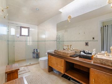 Casa en venta en Club de Golf Los Encinos