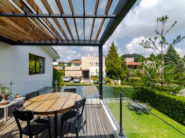 Casa en venta en Club de Golf Los Encinos