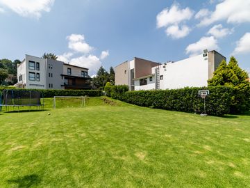 Casa en venta en Club de Golf Los Encinos
