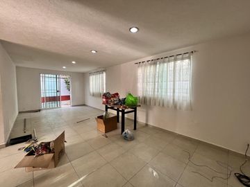 Casa Grande en Venta Sanctorum Bosques de la Constanza
