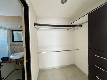 Casa Grande en Venta Sanctorum Bosques de la Constanza