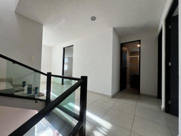 Casa Grande en Venta Sanctorum Bosques de la Constanza