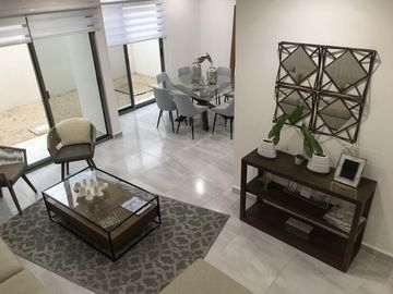 CASA EN VENTA EN CANCUN