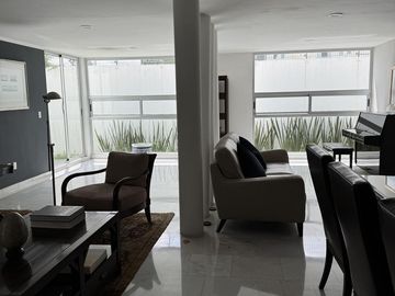 Casa en Venta con amenidades Residencial Tirés Lerma
