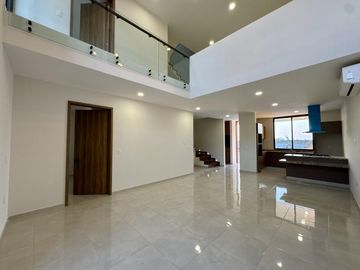 Casa en Fraccionamiento Lomas del Dorado