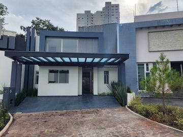 Casa en Venta en Altozano El Pinar Fraccionamiento privado