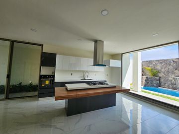 Casa en Venta en  Altozano Fraccionamiento Encinar