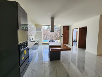 Casa en Venta en  Altozano Fraccionamiento Encinar