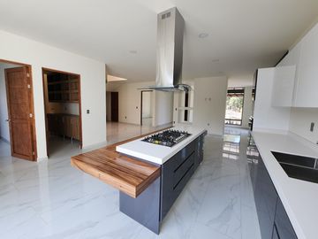 Casa en Venta en  Altozano Fraccionamiento Encinar