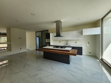 Casa en Venta en  Altozano Fraccionamiento Encinar