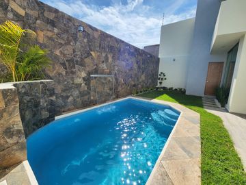Casa en Venta en  Altozano Fraccionamiento Encinar