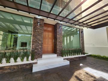 Casa en Venta en  Altozano Fraccionamiento Encinar