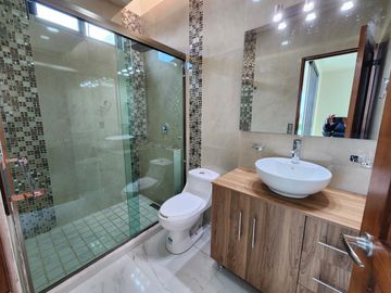 Casa en Venta en  Altozano Fraccionamiento Encinar