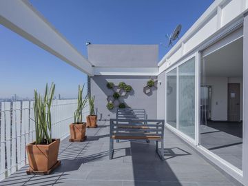 DEPARTAMENTO EN VENTA EN TORRE KUPRESS, ZONA ZAVALETA
