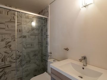 DEPARTAMENTO EN VENTA EN TORRE KUPRESS, ZONA ZAVALETA