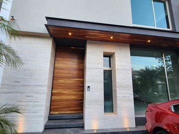 Casa en Venta Altozano Fraccionamiento privado