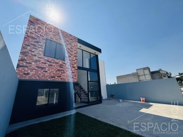 Casa en Lomas de Cortes