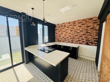 Casa en Lomas de Cortes