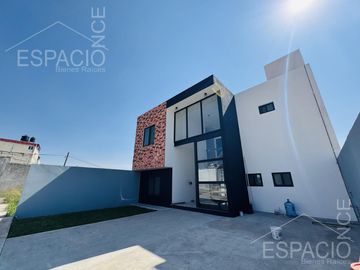 Casa en Lomas de Cortes