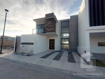 Casa - Fraccionamiento Lomas del Sol