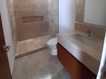 Casa de 3 recámaras en Privada El Origen con Exclusivas Amenidades