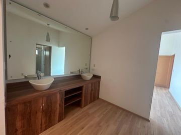 Casa en  Venta en León Gto DE OPORTUNIDAD Cañada del Refugio Norte