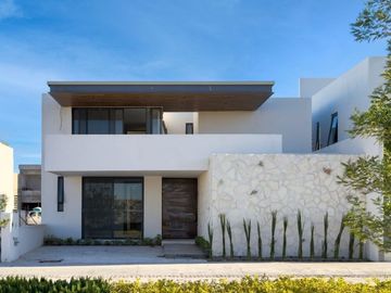 Casa - Fraccionamiento Residencial Punta del Cielo