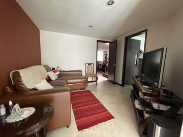 Casa con ampliaciones en Bosque de Encinos