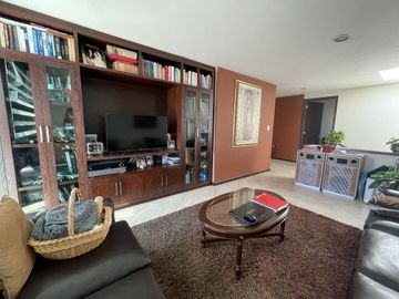 Casa con ampliaciones en Bosque de Encinos
