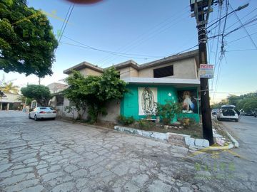 CASA EEN VENRA COLONIA AURORA